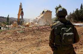 الاحتلال الإسرائيلي يهدم مسجدا قيد الإنشاء في تجمع عرب الرماضين في قلقيلية